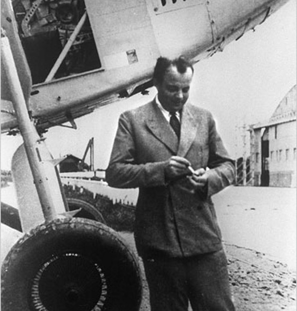 Antoine de Saint-Exupéry quotes