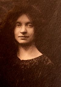 A. R. de Lens