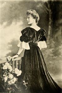 Portrait de Agnes Herbert