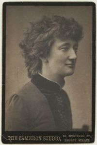 Portrait de Alice Stopford Green