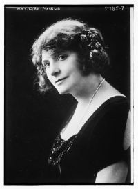 Alys Eyre Macklin