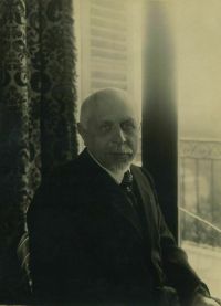 Portrait de André Chevrillon