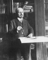 Armand Viré