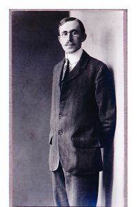 Cecil Chisholm