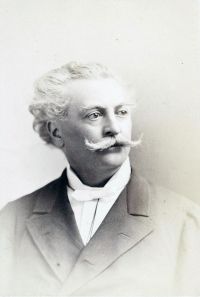 Portrait de Désiré Charnay