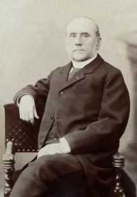 Portrait de Ernest Besnier