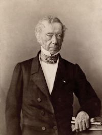 Portrait de Jean-Pons-Guillaume Viennet