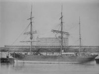 Image de 'Twixt Land and Sea
