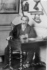 Portrait de Léon Cahun