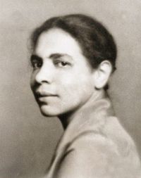 Nellallitea Larsen