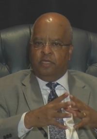 Portrait de R. Guy Cole, Jr.