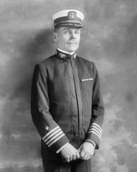 Portrait de Reginald R. Belknap