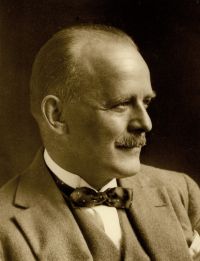 René Puaux