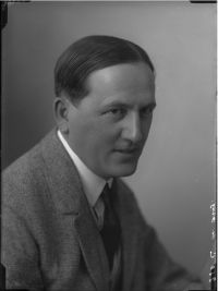 Portrait de Robert de Traz