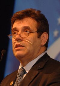 Vojislav Koštunica
