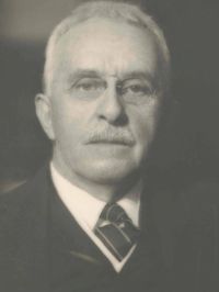 Wilbur Lucius Cross